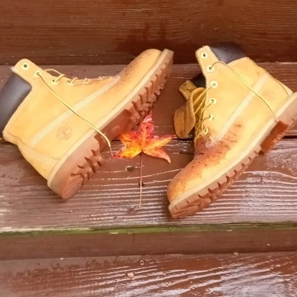 Timberland - Picture 1 of 8